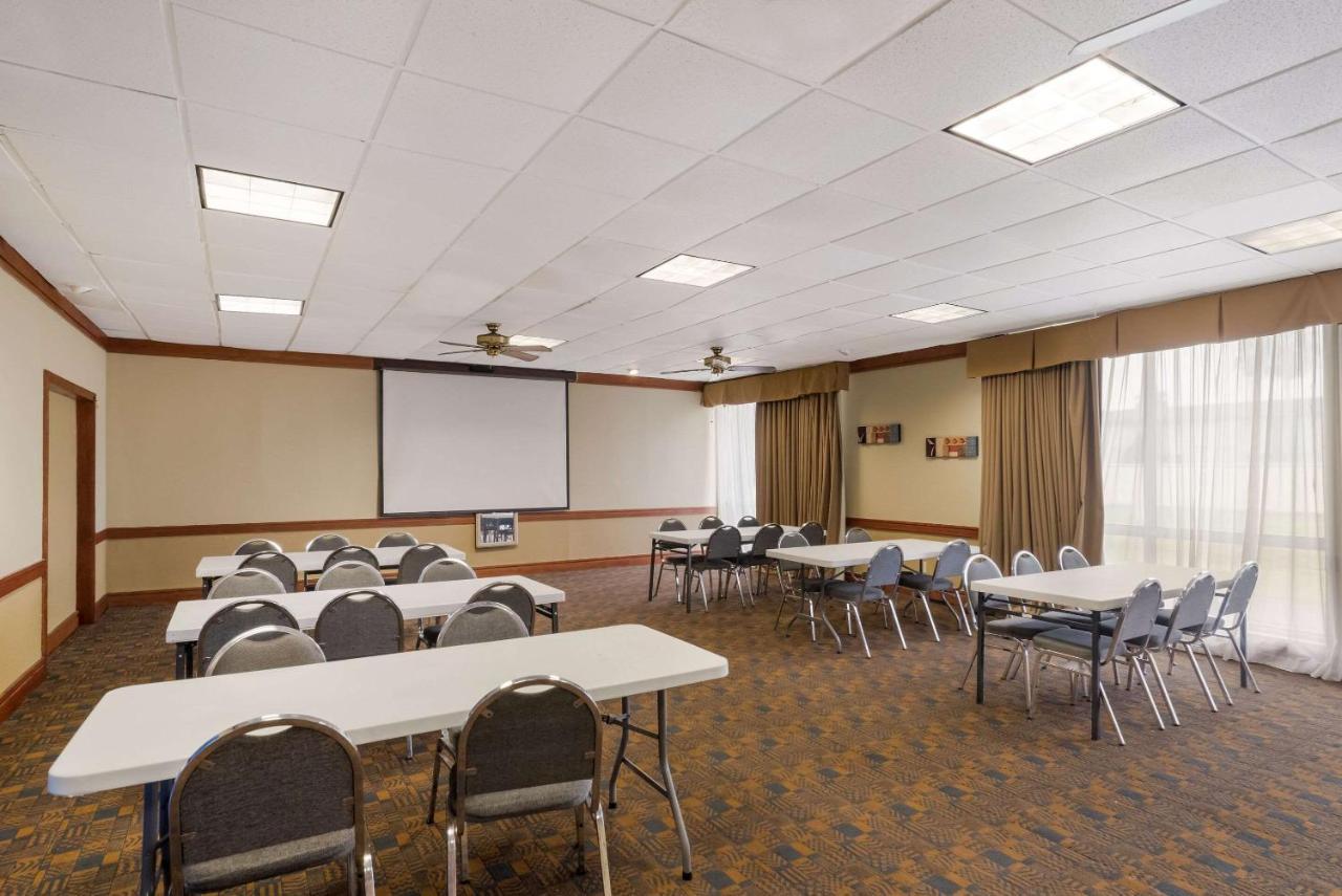 Quality Inn Alice